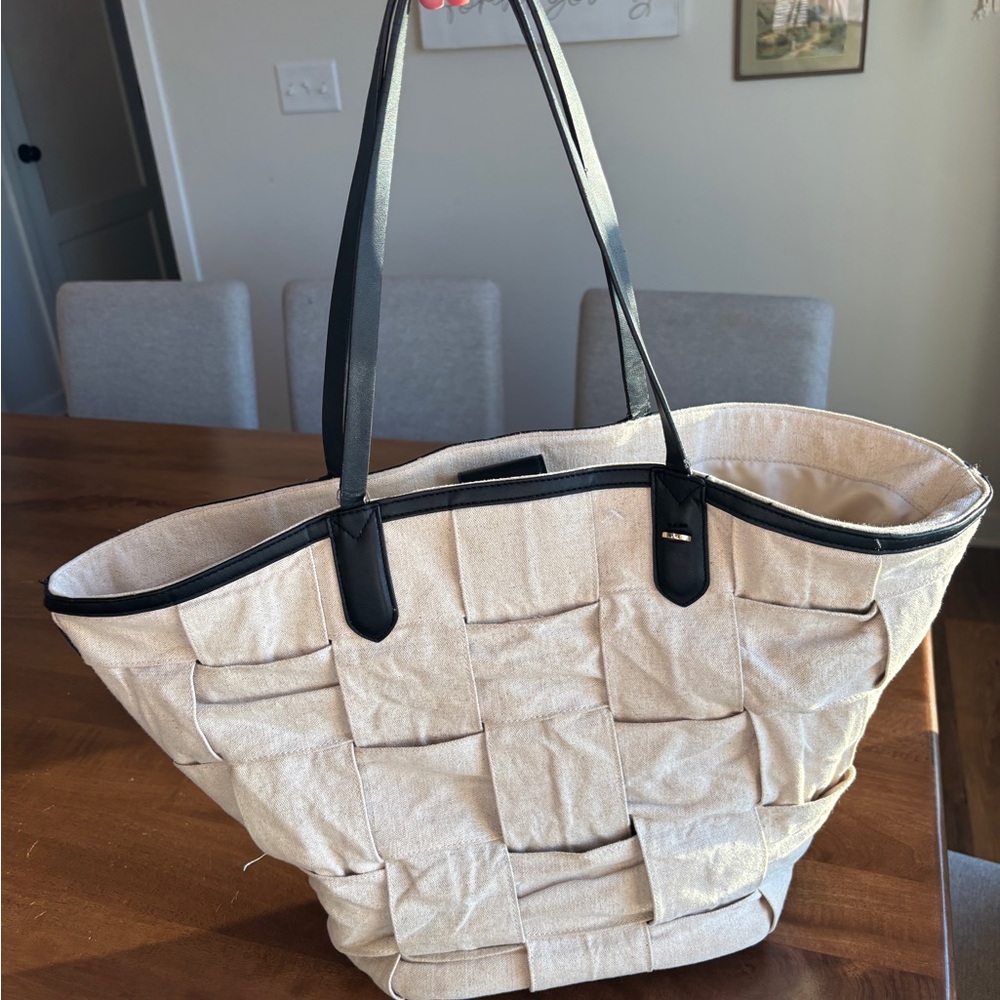 Universal Thread Large Canvas Tote Bag Cream with Faux Black Leather Straps